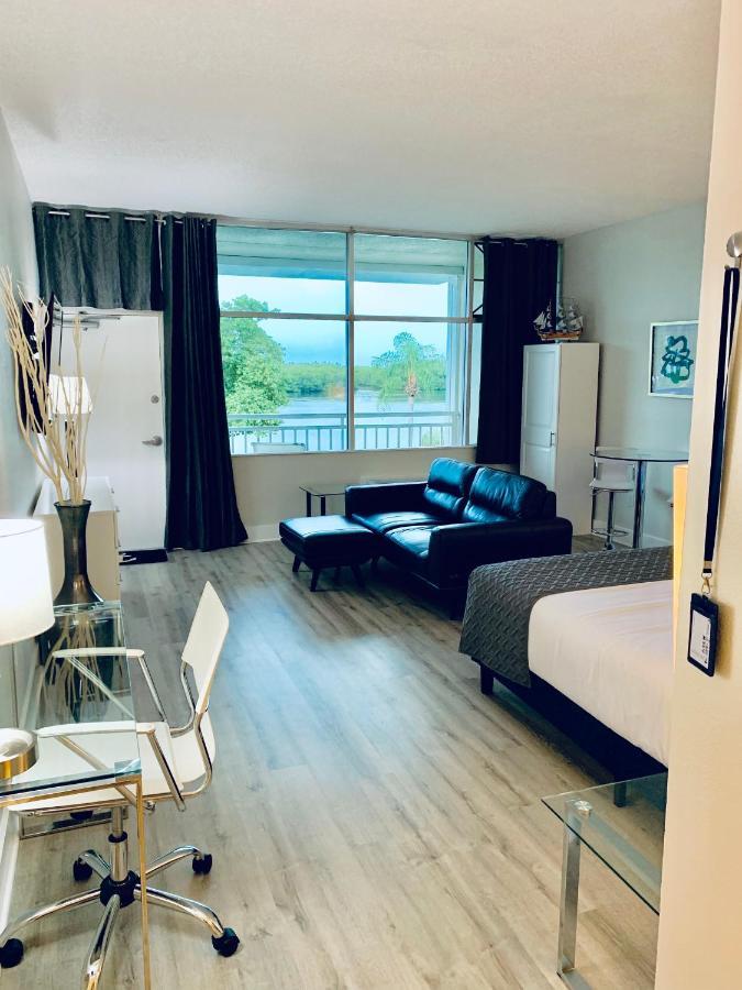 Bayside Retreat Aparthotel รัสกิน ภายนอก รูปภาพ